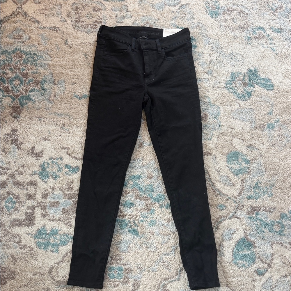 American Eagle Outfitters Black High-Rise Skinny Jeans